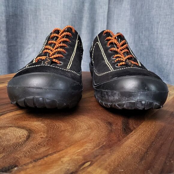 RARE Banana Republic Black Suede Trainers / Hiking Low Tops Men's Size 10 - Picture 7 of 10